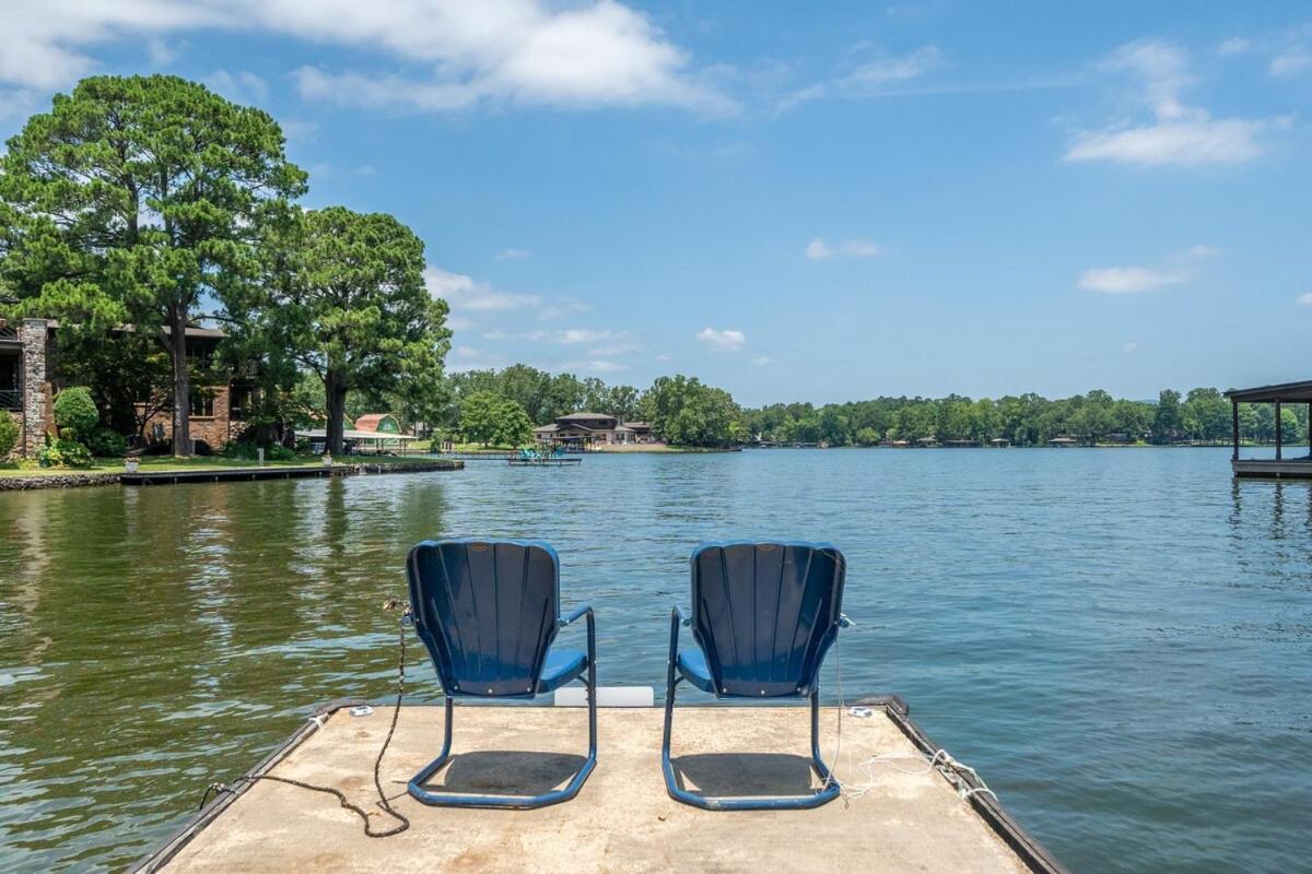 Steps To The Lake, Game Room & More! Sleeps 9 Lake Hamilton Exterior photo